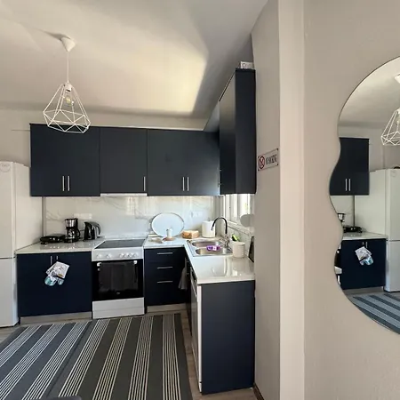 Lumen * Néa Péramos